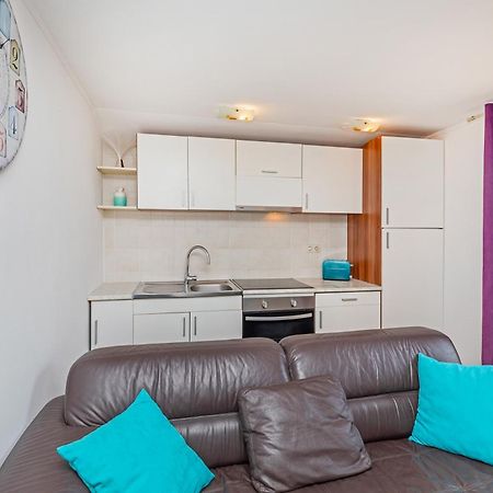 Apartment Ive 믈리니 외부 사진